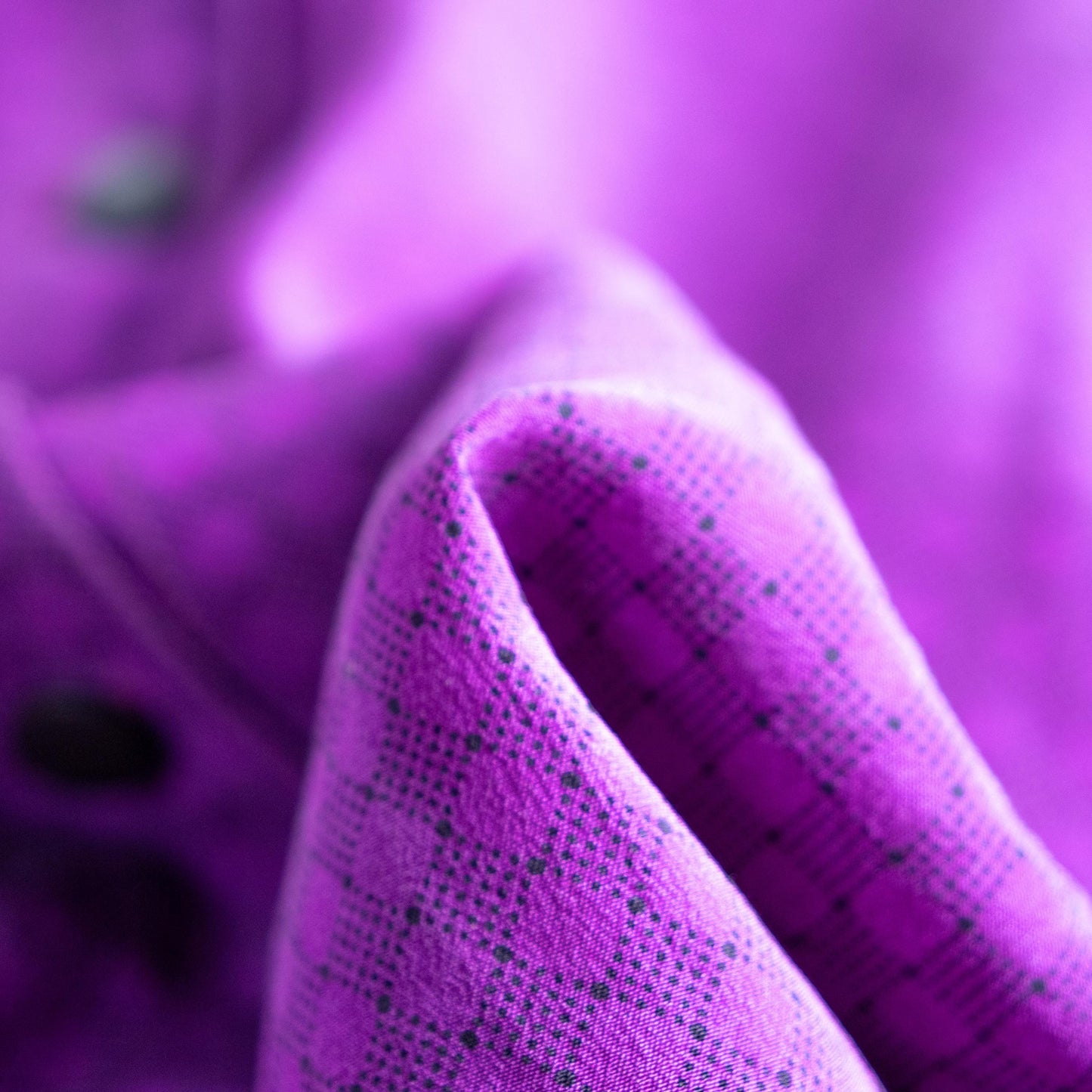 Vintage GIANNI VERSACE 80s Purple Silk Shirt | Unisex Blouson Fit | Black Collar | New Wave Aesthetic | Made in Italy | Boxy size M/L