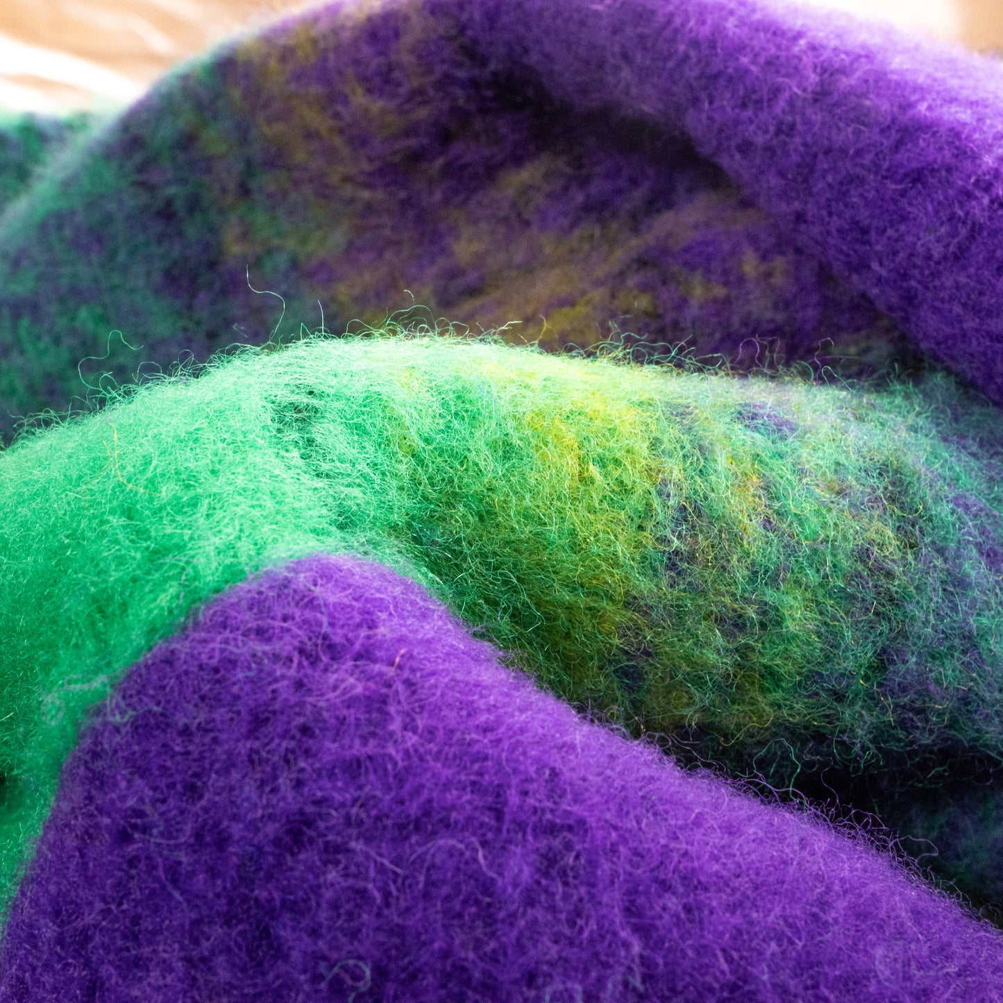 SAVE THE QUEEN Vintage Mohair Wool Coat Faux Fur Collar Purple Green Plaid Art Jacket Made in Italy Luxury Avant Garde Winter Overcoat Large
