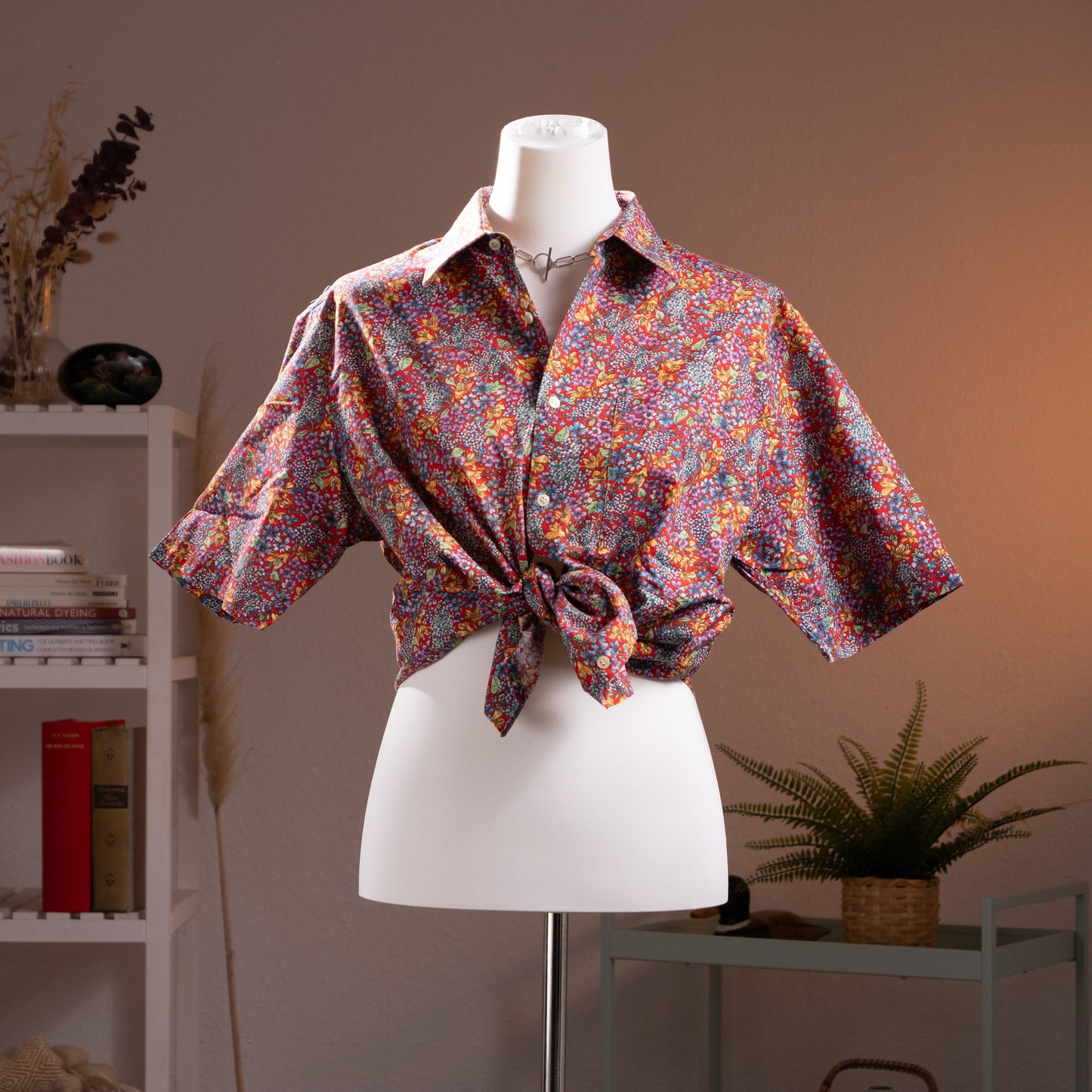 Archival Nina Ricci NOS Shirt 90s Floral Print Red Unisex Deadstock Museum Quality Dandy Androgynous Style Size M L