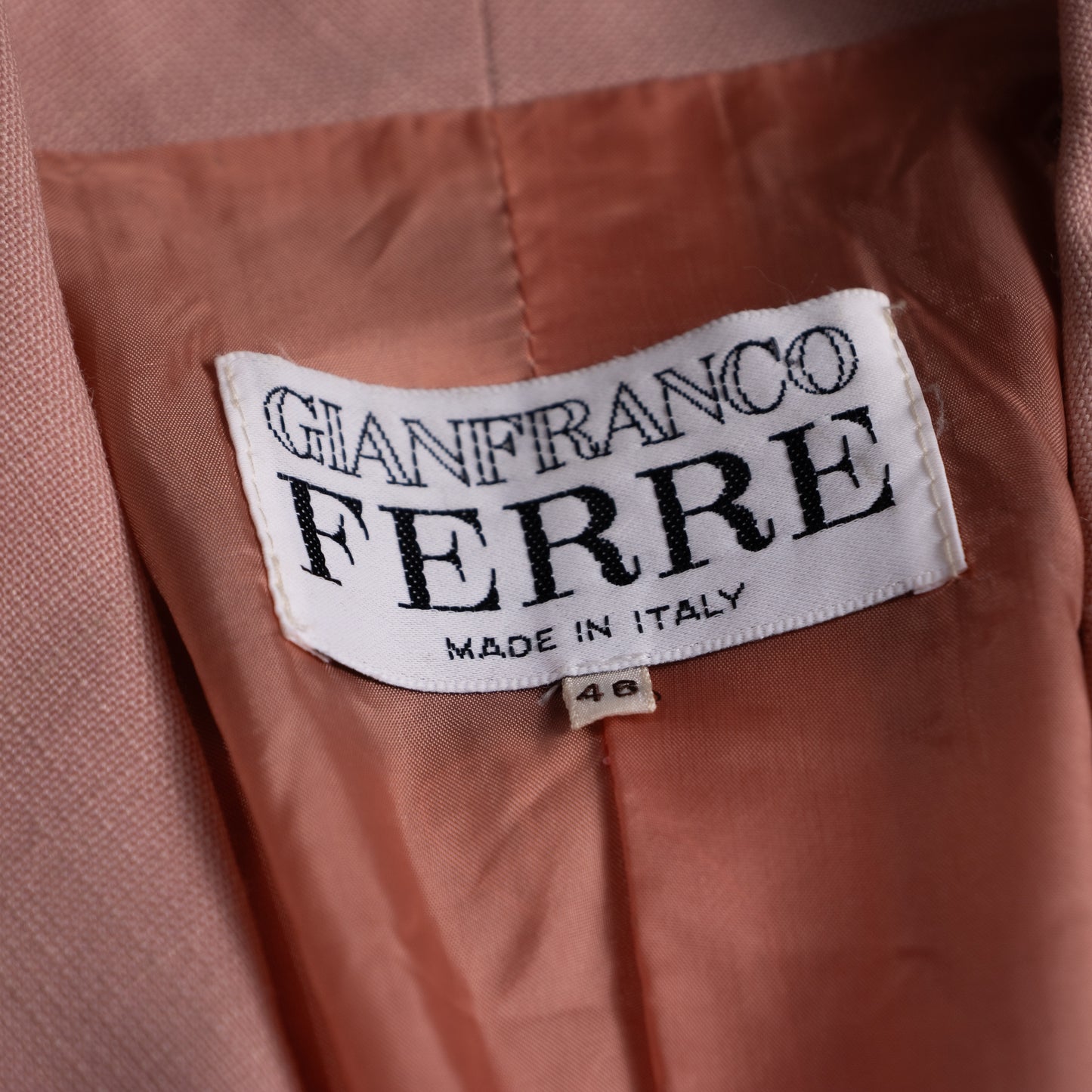 Archival Gianfranco Ferre Mainline Blazer 80s Mattioli Sculptural Dusty Pink Wool Mohair Double Breasted Jacket Size M L IT 46