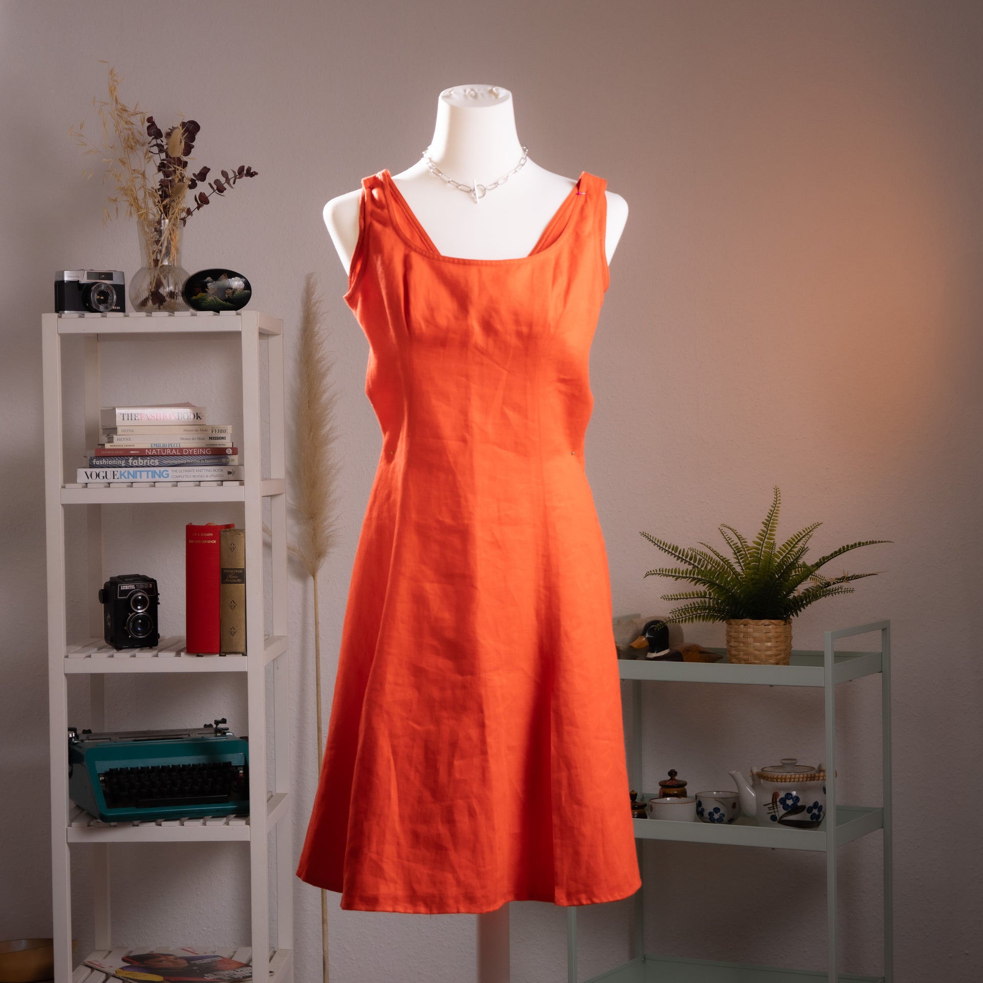 Museum Gianni Versace SS 1993 Runway Dress Orange Linen Emma Sjöberg W – Novum ex vetere Vintage