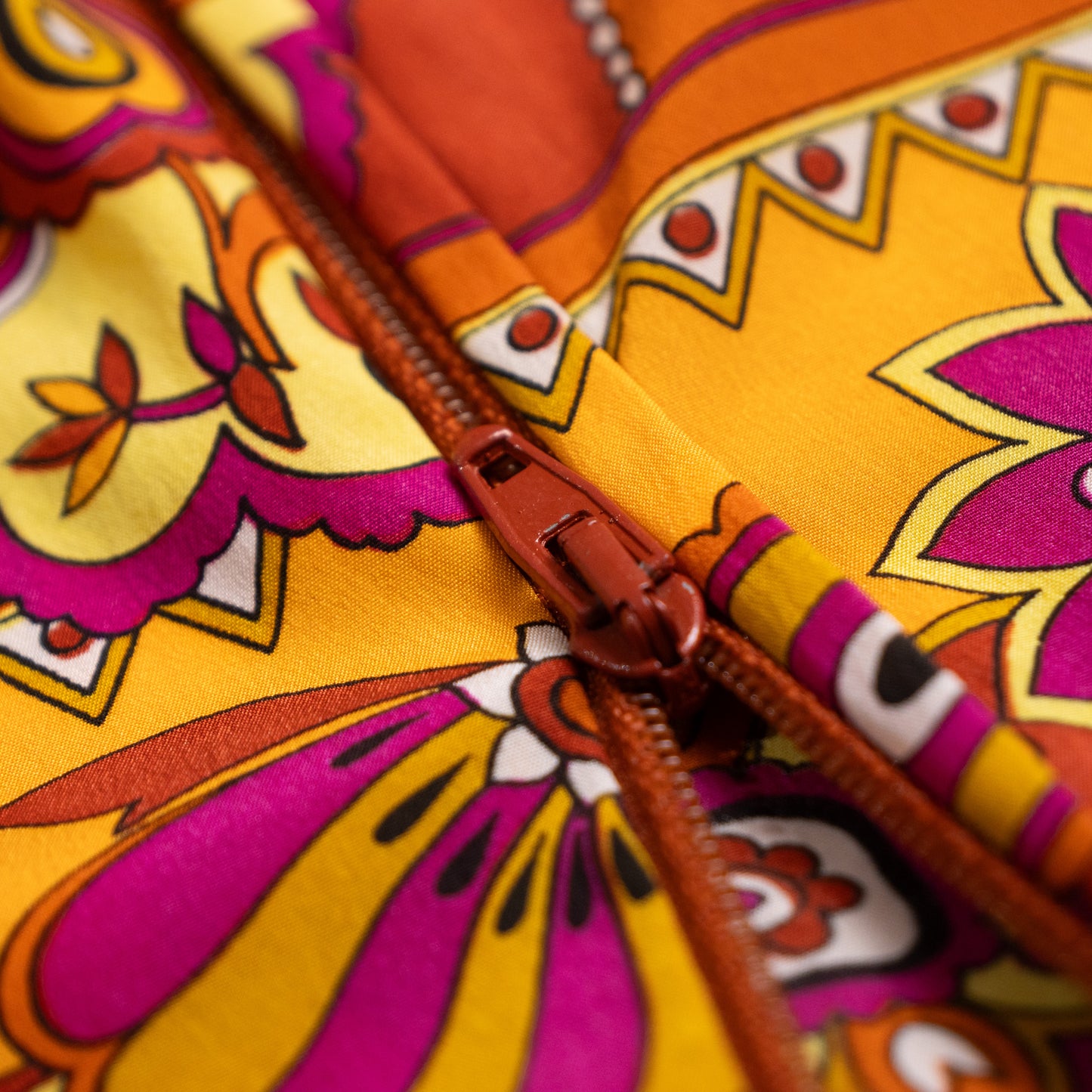 Archival Anna Molinari Blumarine Psychedelic Baroque Silk-Lycra Midi Skirt – c. Early 2000s NOS M L