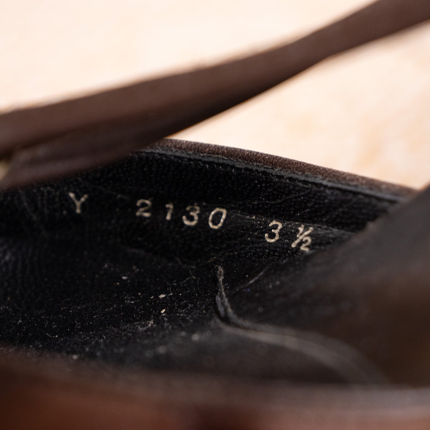 Archival Anna Sui Mainline Croc-Embossed Leather T-Strap Pumps – c. 1990s Made in Japan / Size EU 37.5 - 38