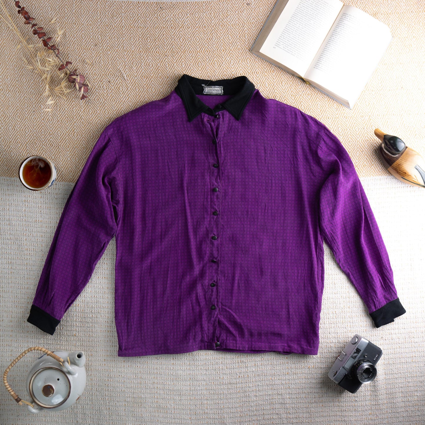 Vintage GIANNI VERSACE 80s Purple Silk Shirt | Unisex Blouson Fit | Black Collar | New Wave Aesthetic | Made in Italy | Boxy size M/L