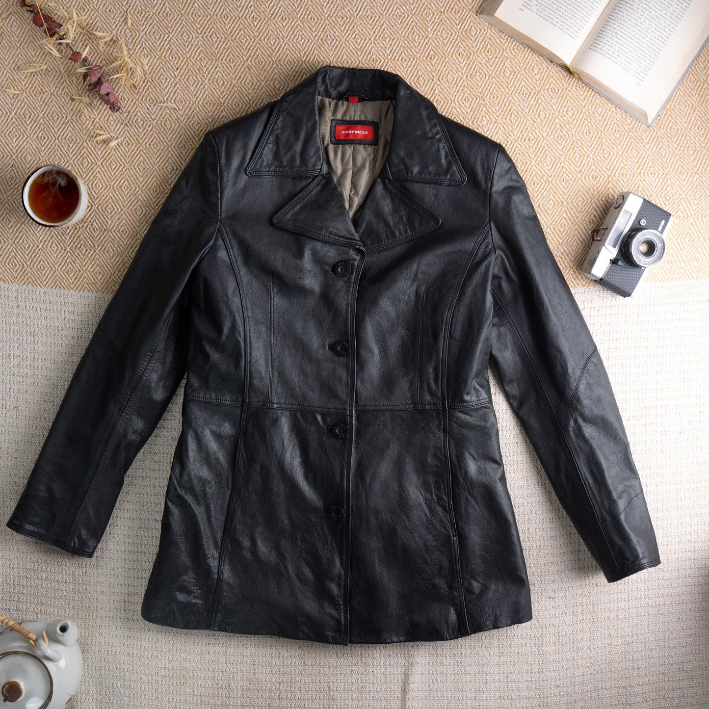 Deadstock Vintage Leather Blazer XX by Mexx 90s Black Leather Jacket Longline Quilted Lining Minimalist Matrix Style Y2K M