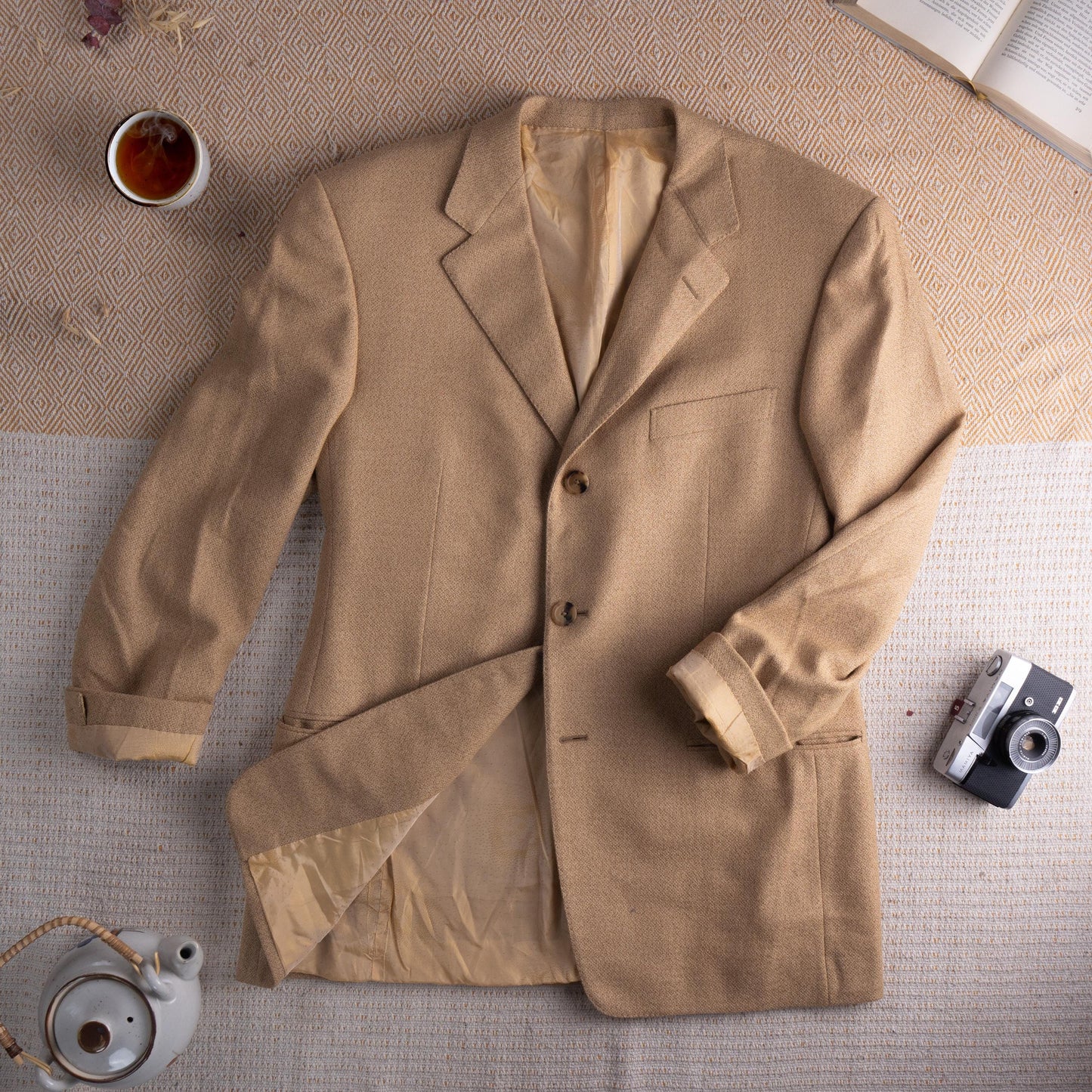 Archival GIANNI VERSACE Couture Blazer FW95 | Wool Cashmere Power Suit | Camel Beige | Medusa Lining | 90s Mob Wife Aesthetic | Size L XL