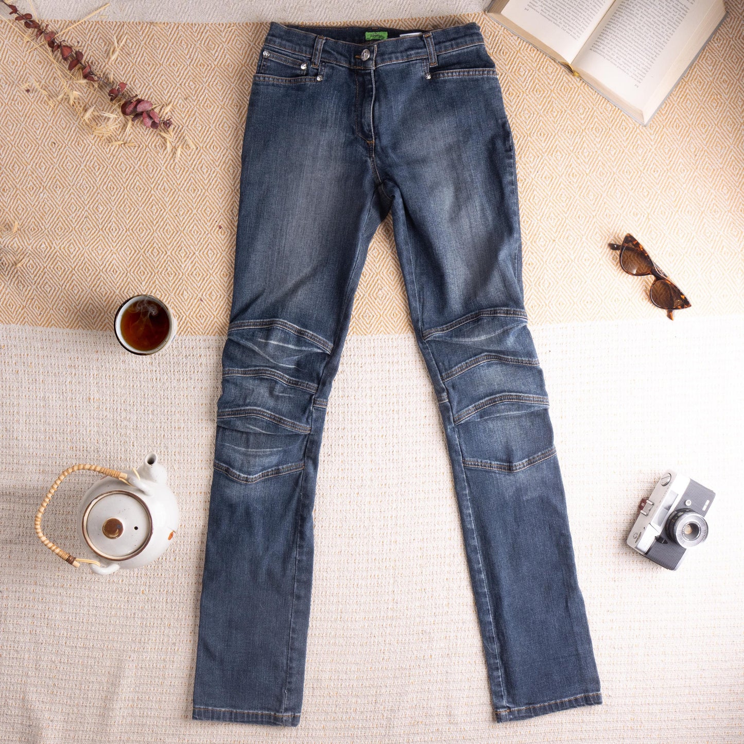 Archival Thierry Mugler Star Button Biker Jeans Y2K Dark Indigo Denim Bodycon Fit Size W27 Fits XS S Mid Rise Designer Archive